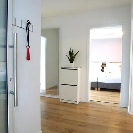 Stilvoll, Zentral, Einzigartig I Balkon I Parkplatz I Küche Apartamento *