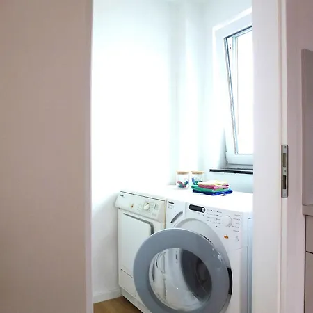 Stilvoll, Zentral, Einzigartig I Balkon I Parkplatz I Küche Apartamento