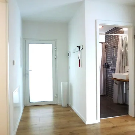 דירה Stilvoll, Zentral, Einzigartig I Balkon I Parkplatz I Kueche