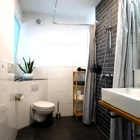 Apartment Stilvoll, Zentral, Einzigartig I Balkon I Parkplatz I Kueche *
