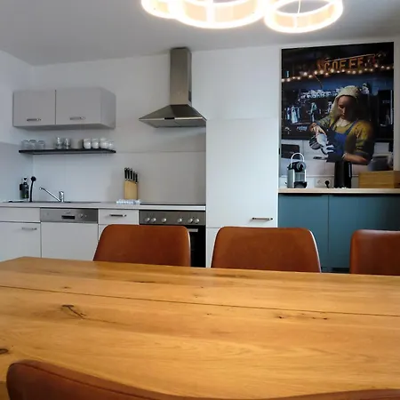 Stilvoll, Zentral, Einzigartig I Balkon I Parkplatz I Kueche