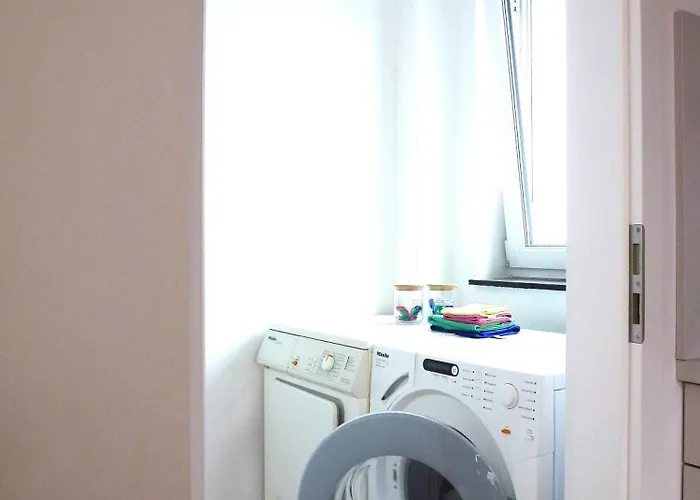 Stilvoll, Zentral, Einzigartig I Balkon I Parkplatz I Kueche 公寓