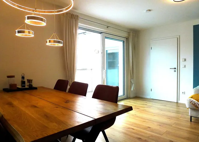 Stilvoll, Zentral, Einzigartig I Balkon I Parkplatz I Kueche 公寓