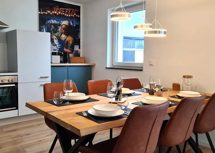 Stilvoll, Zentral, Einzigartig I Balkon I Parkplatz I Kueche 帕德博恩